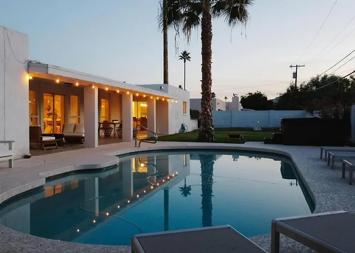 Spacious In Moon Valley- Heated Pool & Phoenix