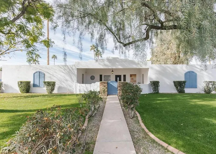 Spacious In Moon Valley- Heated Pool & Phoenix